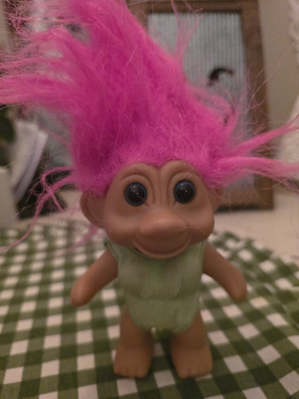 Pink-Haired Kids Troll Doll Plush Toy - Classic Collectible